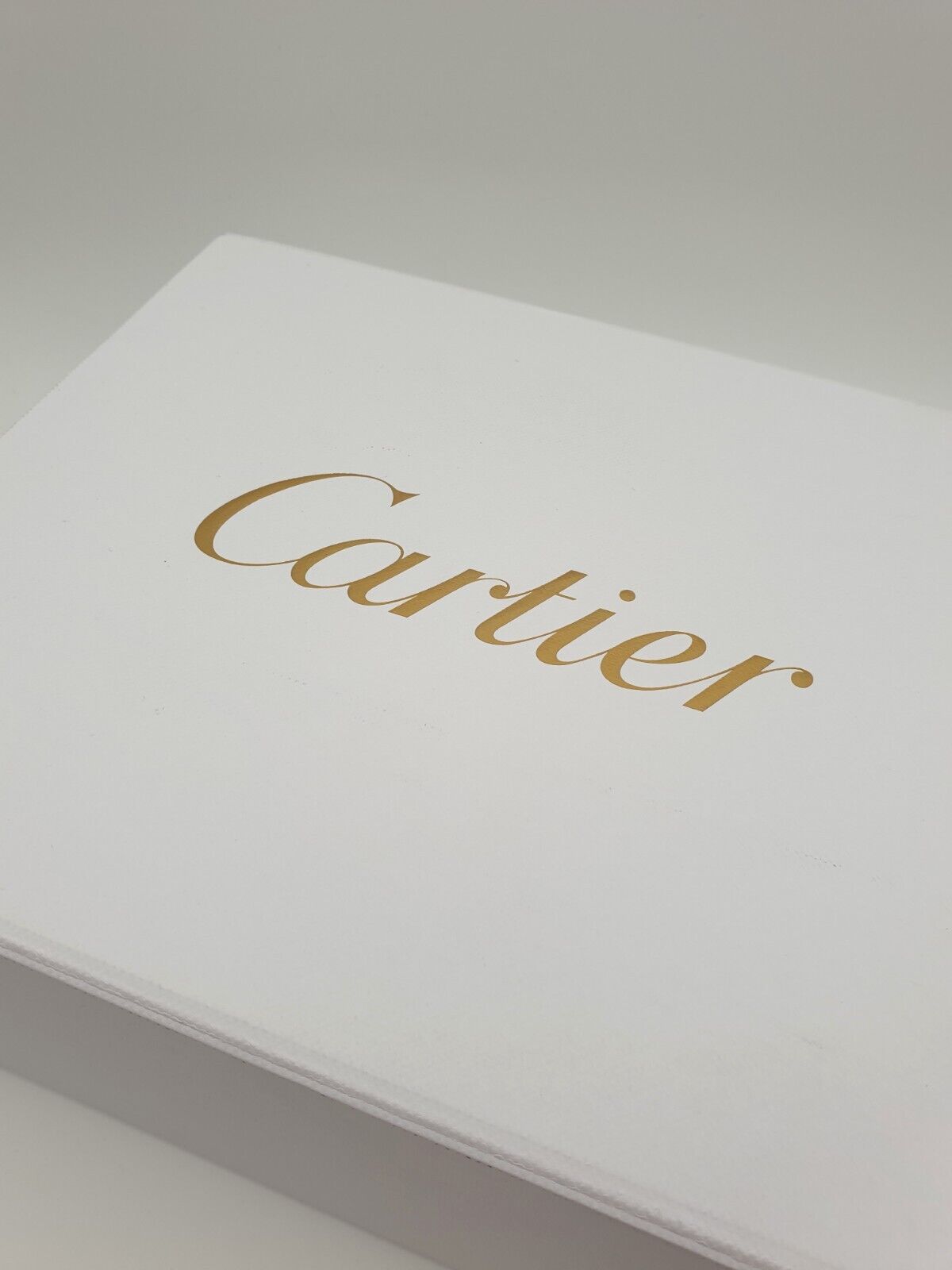 Cartier Geschenkbox /Karton 23 x 19cm Weiß-Gold